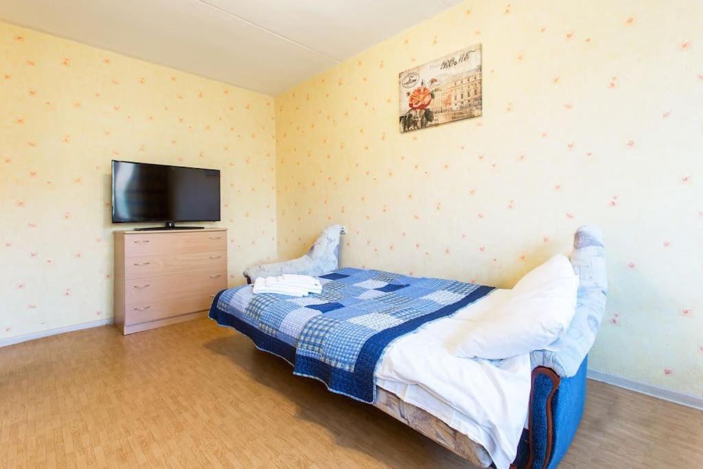 Sunny Apartment Near Bus Station Таллінн Екстер'єр фото